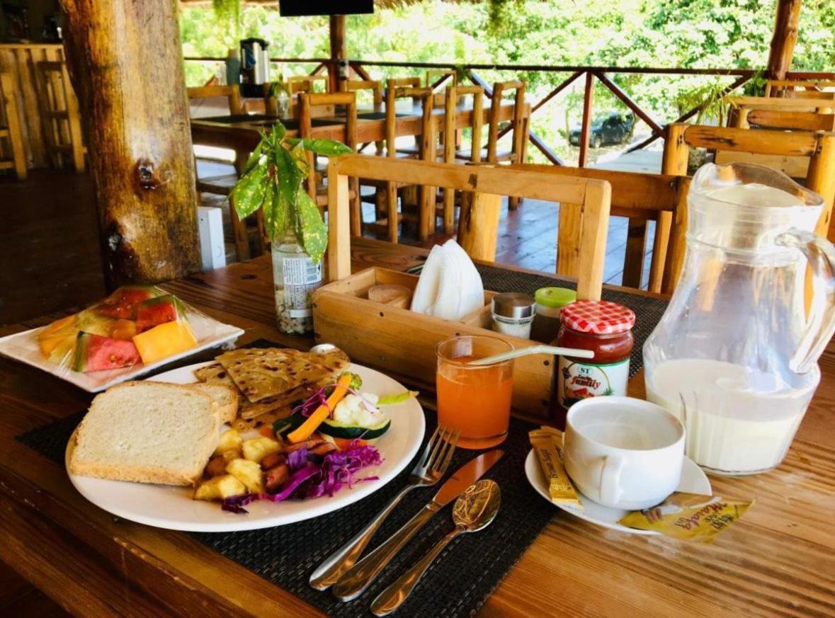 Tolo Tolo Resort Nungwi Ngoại thất bức ảnh
